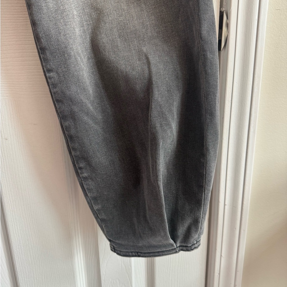 L'AGENCE Krista High-Rise Tapered Barrel Leg Jeans Gray Size 23 - Picture 5 of 7